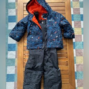 Columbia Kids' jacket and black bibs 3T
